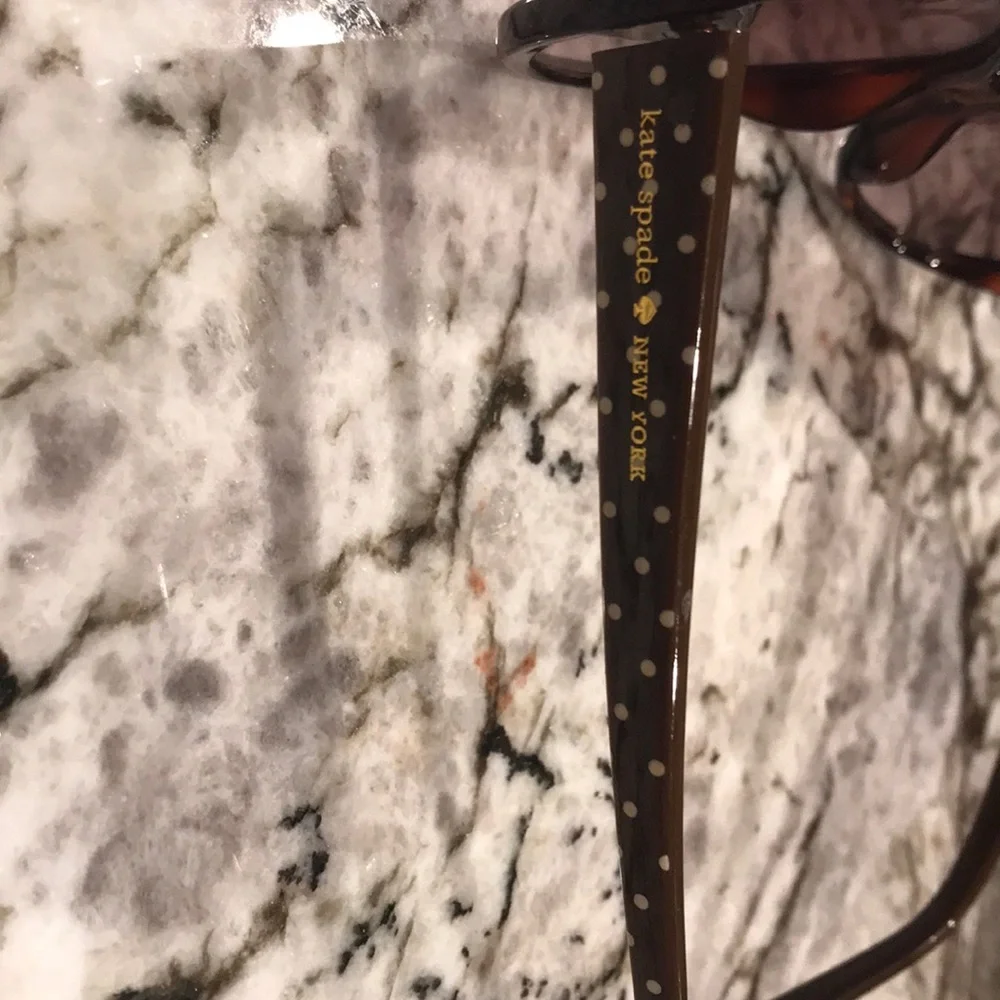 Kate spade sunglasses - Picture 6 of 8